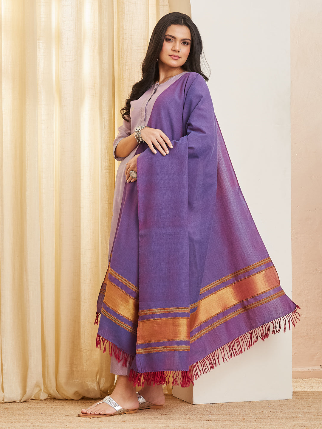Nilofar amethyst dupatta