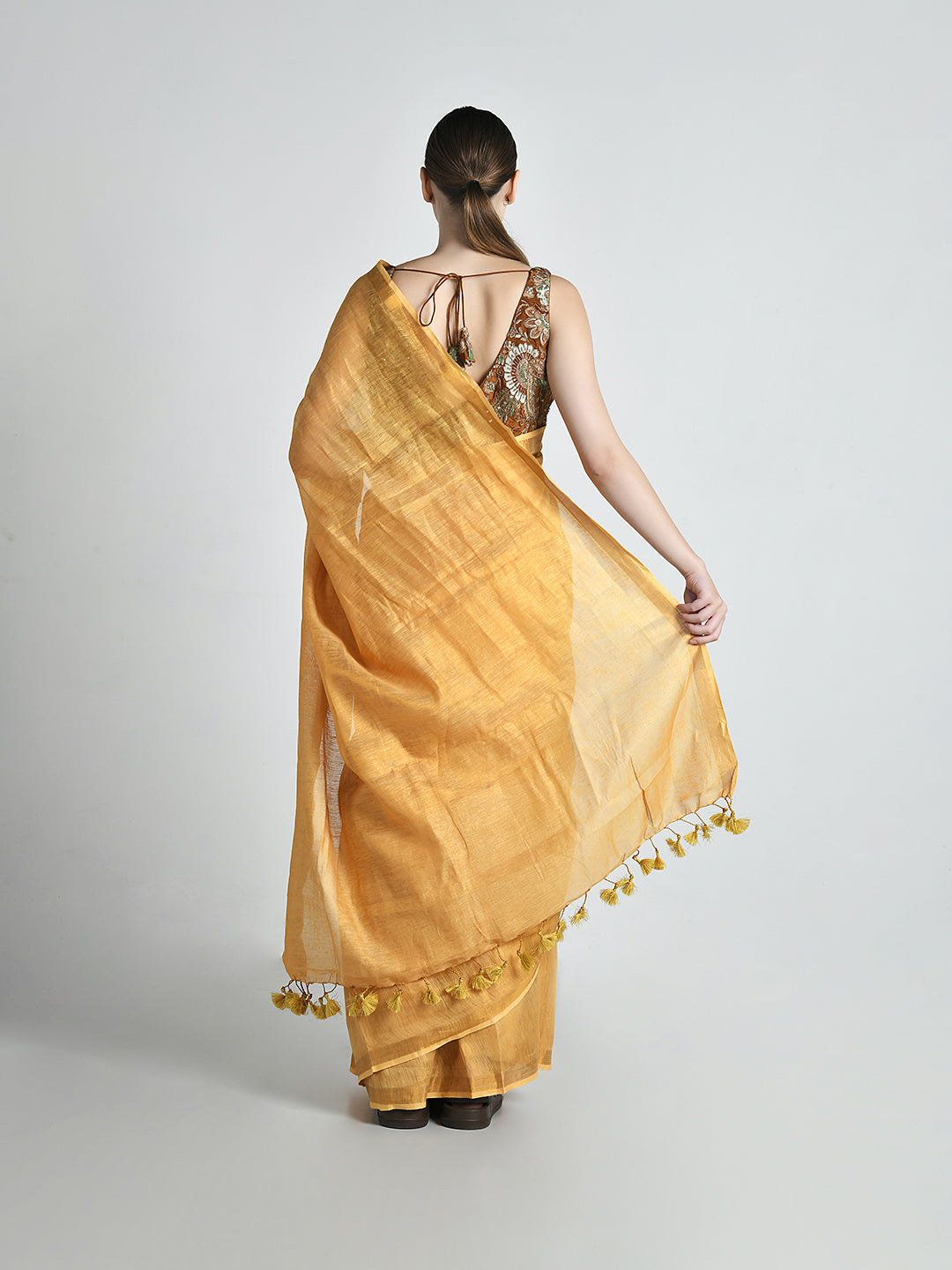 Dhoop Light Gold Tissue Silk Banarasi Saree – studio shot 8