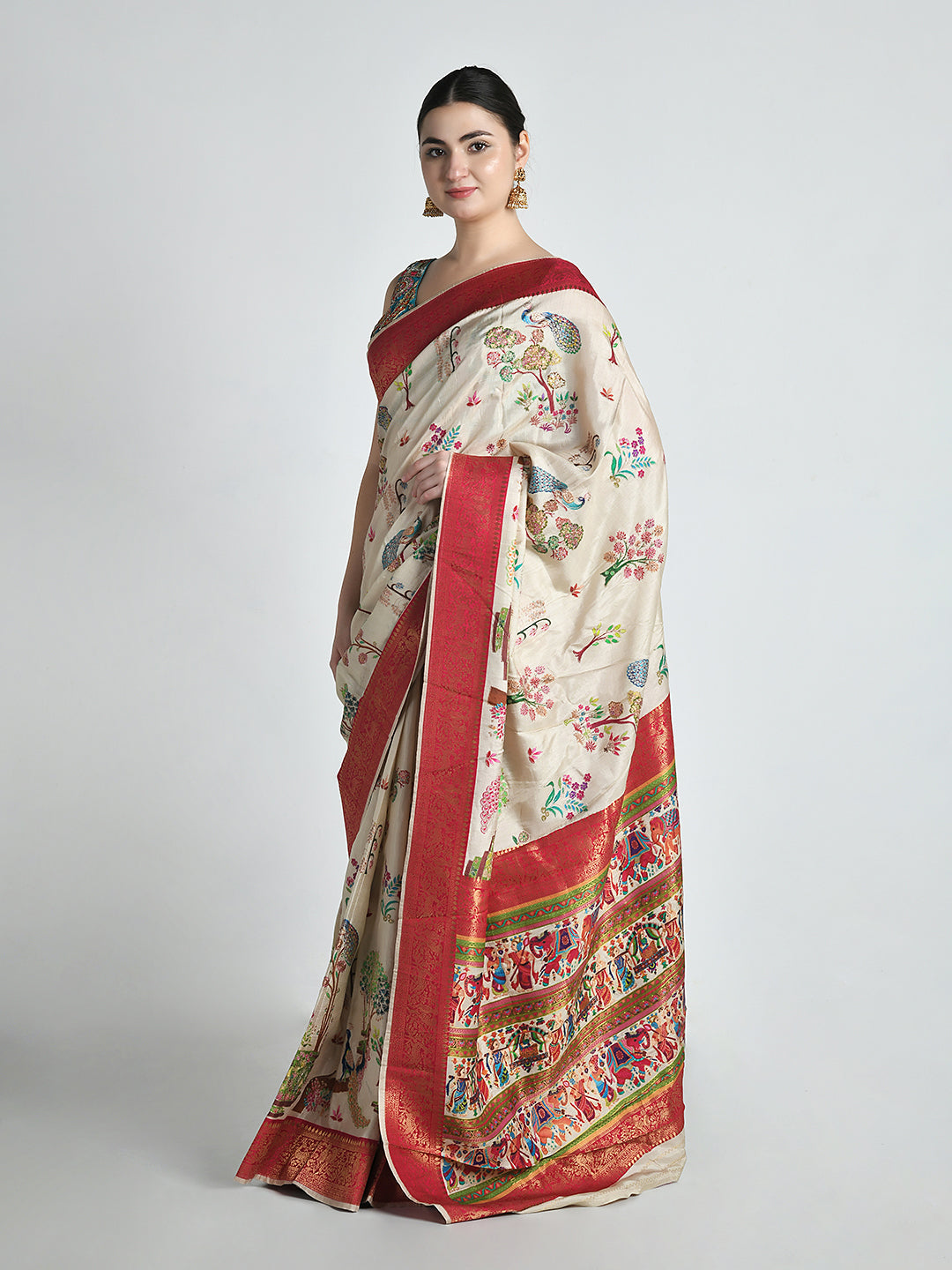 Radha Ivory Kalamkari Silk Saree – studio shot 4